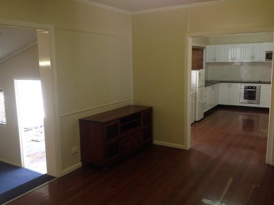 52 king Street, Nanango