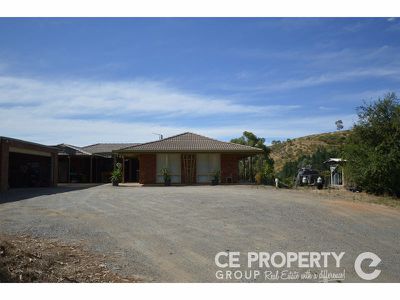 38 Hollands Creek Road, Cudlee Creek