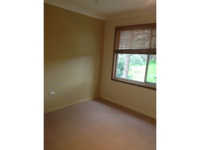 4 Aminya Place, Farmborough Heights