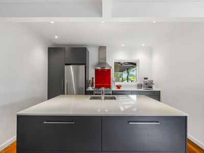 6 Helga Crescent, Te Atatu Peninsula