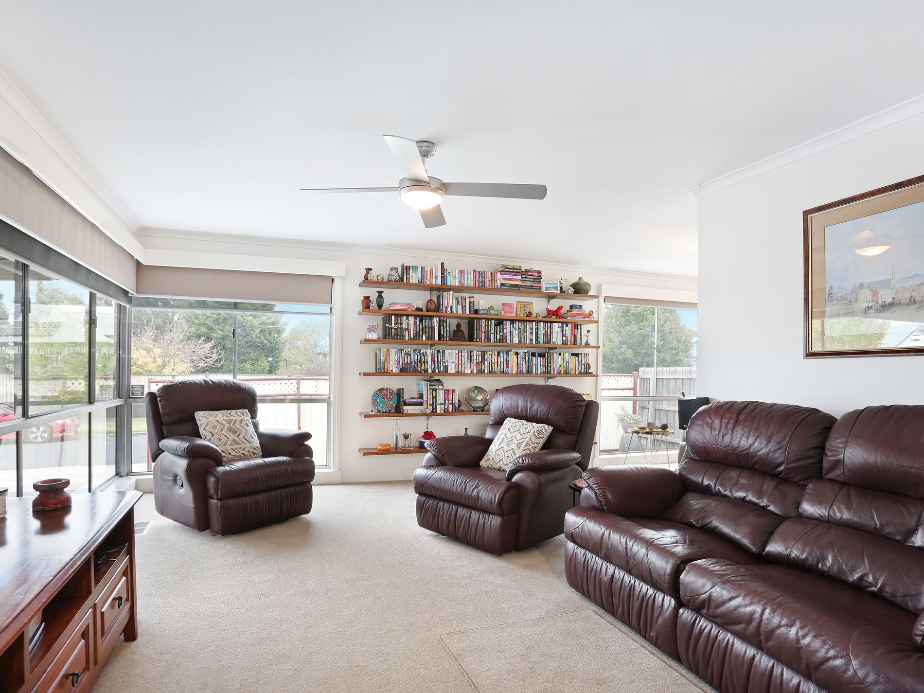 3 Regent Street, Whittington