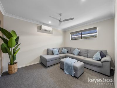 2 Coolamon Street, Mount Low