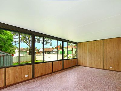 67 Mirrabooka Road, Lake Heights