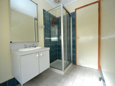 27-29 St Bernard Drive , Tawonga South