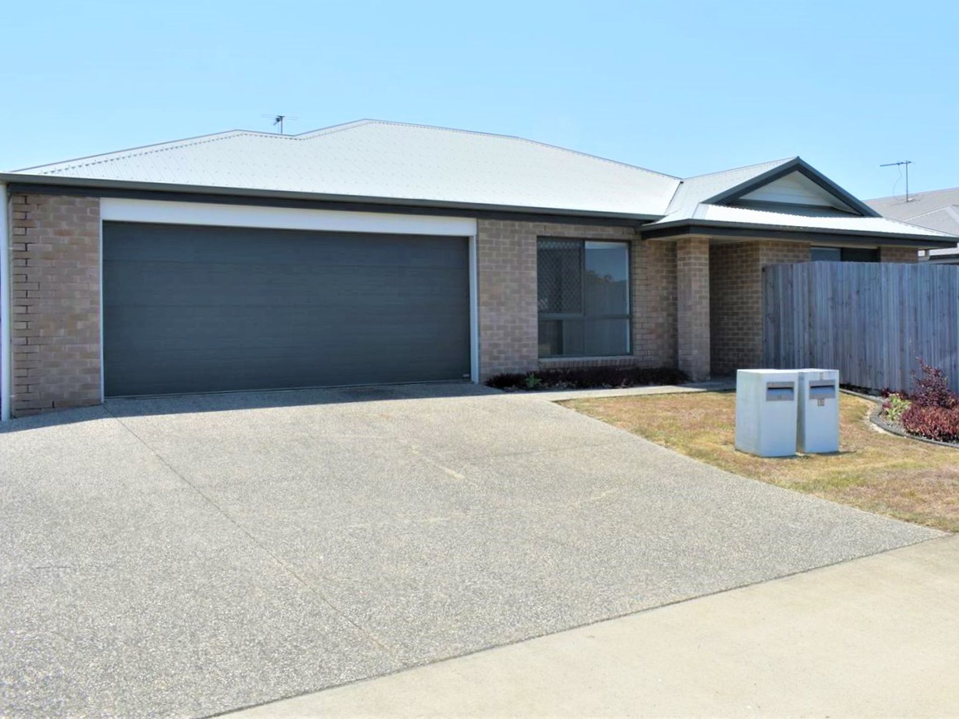 1 / 13 Moreton Drive, Rural View 360 Property Management