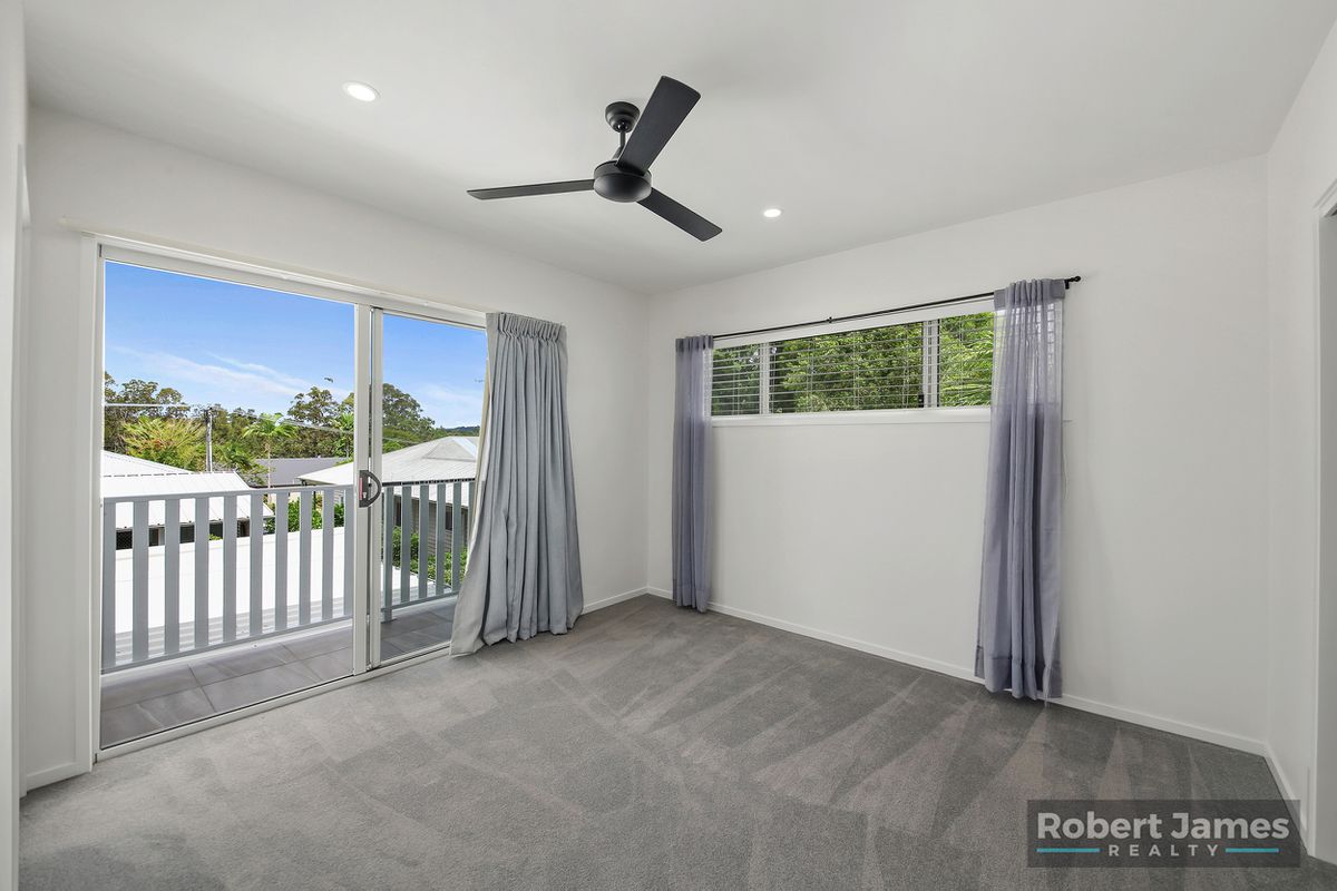 2 / 8 Doonella Street, Tewantin