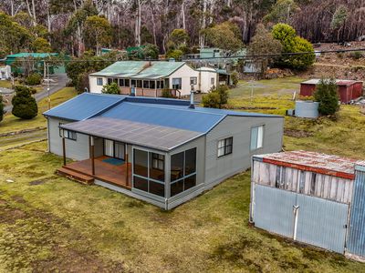 3989 Victoria Valley Road, Dee