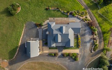 82 Downey Road, Dewhurst