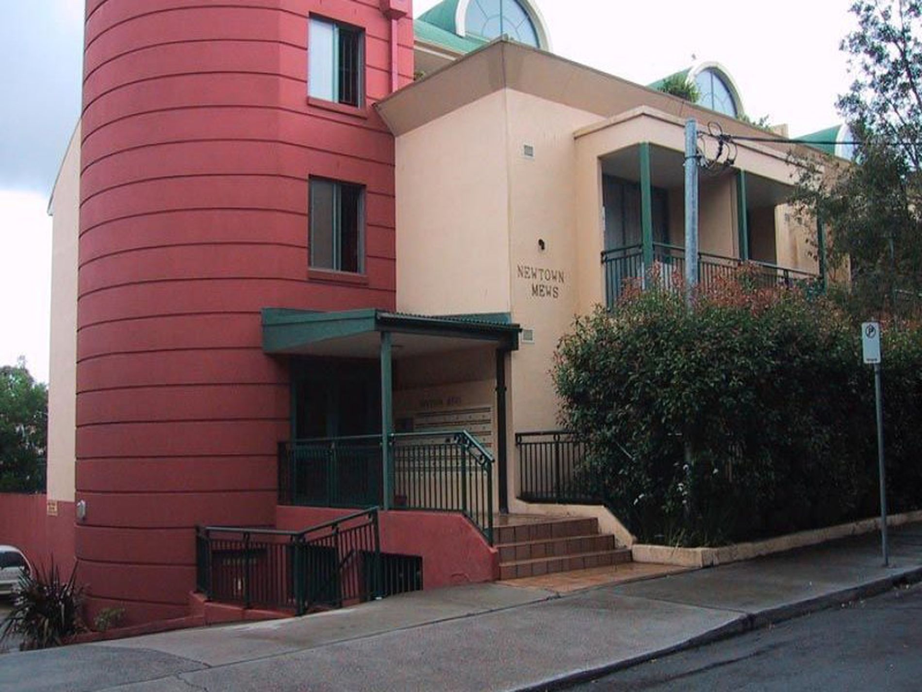 22 / 1 Linthorpe Street, Newtown