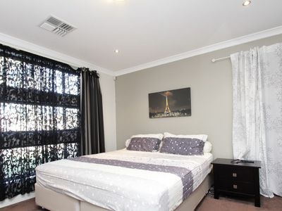 7B Moolyeen Road, Brentwood