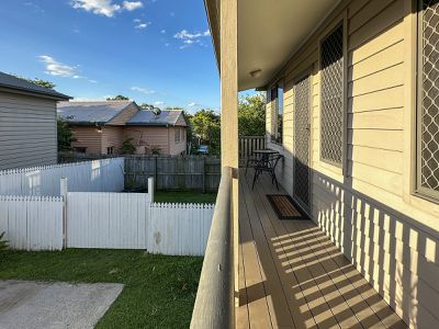 2 / 6 French Street, Booval