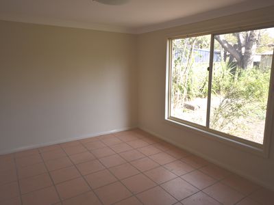 32 John Glenn Place, Dubbo