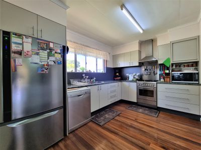 17-21 Mountain View Drive, Atherton