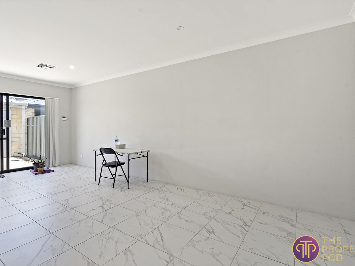 12 Anzac Crescent, Byford