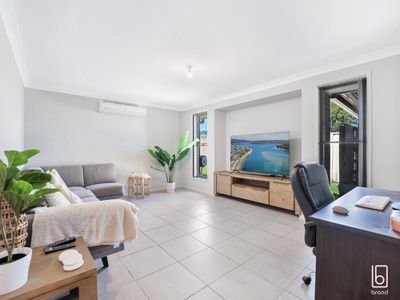 33 Cadonia Road, Tuggerawong