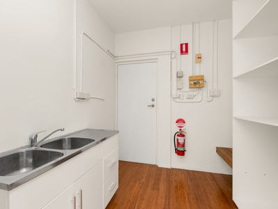 Shop 8 / 76 Curragundi Road, Jindalee