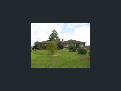 100 & 106   COMMERCIAL RD , Vineyard