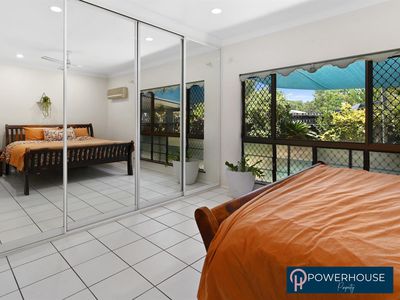 28 Maple Street, Holloways Beach