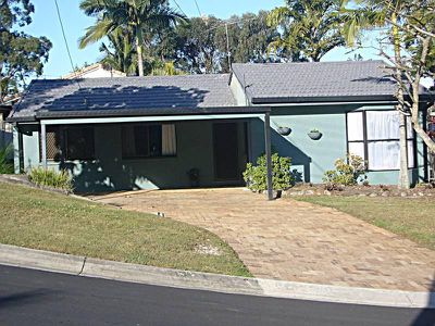 5 Gosford Court, Rochedale South