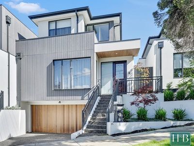 25 MILLICENT AVENUE, Bulleen
