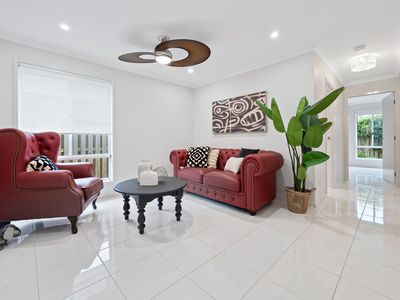 19 Belconnen Drive, Pimpama