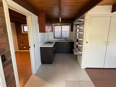 2 / 18 Blendon Avenue, St Albans