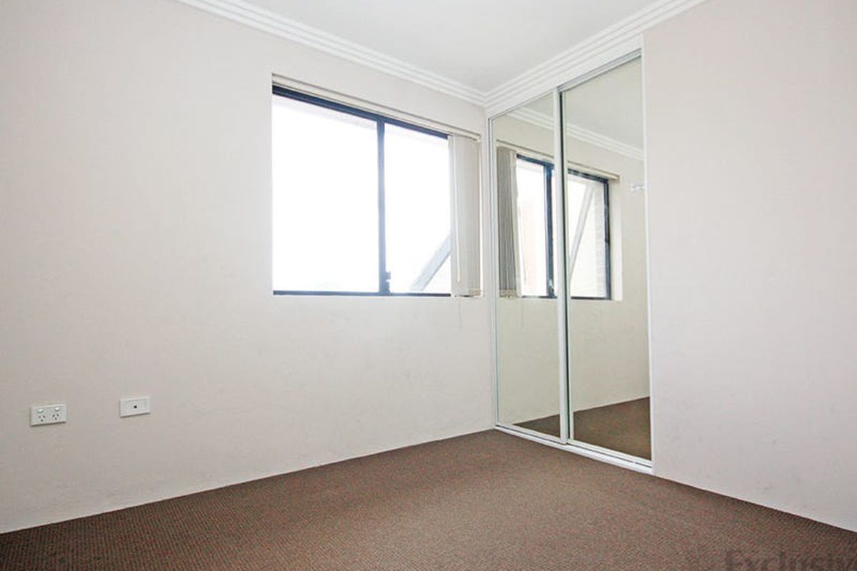 14 / 34 Courallie Avenue, Homebush West