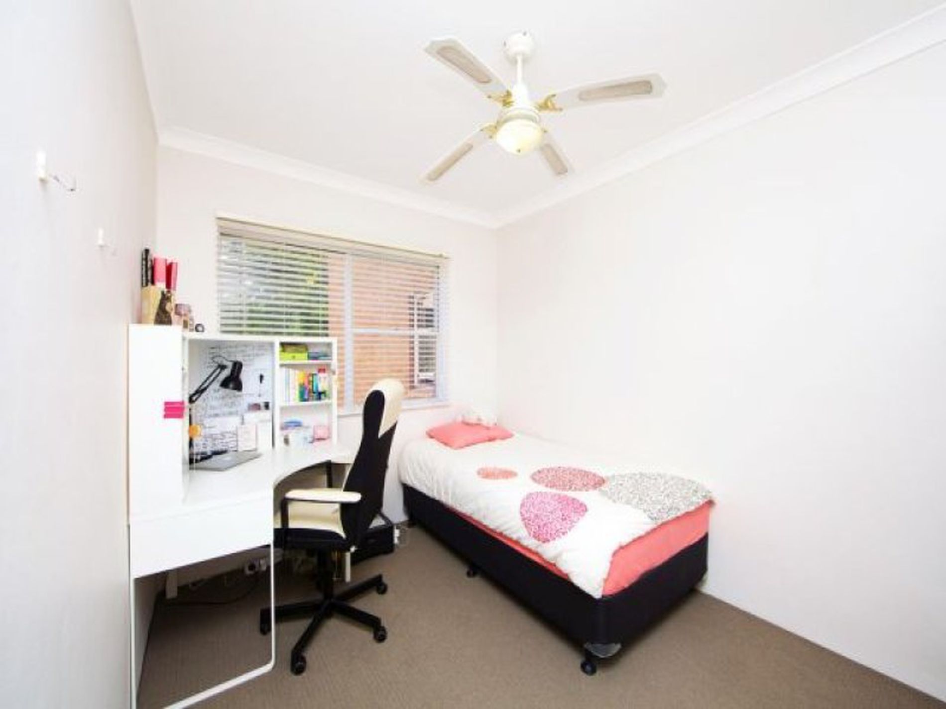 2 / 18 Bobart Street, Parramatta