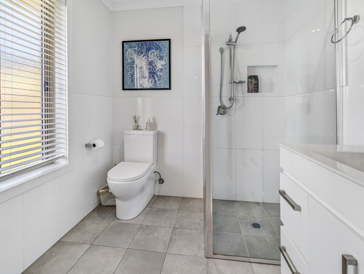7 Mummaga Lake Drive, Dalmeny