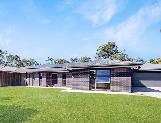 This is the life...Exceptional Cooroibah Home image 32