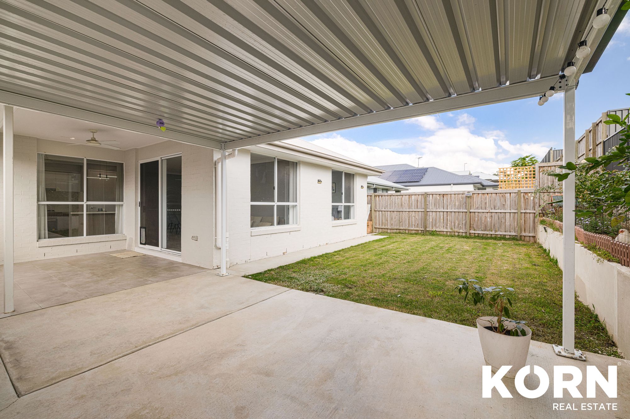 22 Tanzanite Street, Pallara
