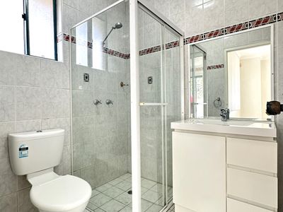 5 / 36a Thomas Street, Parramatta