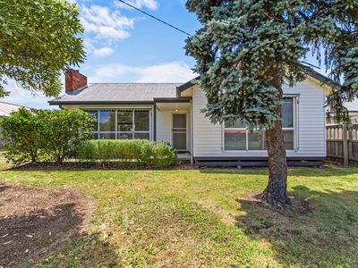 90 Barkly Street, Sale