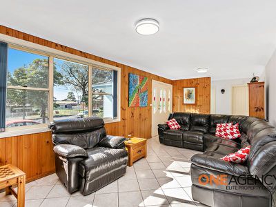 11 Bradman Avenue, Warilla