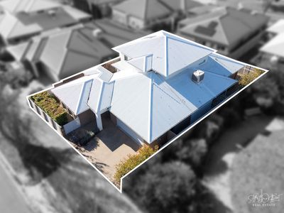 12 CLARENDON AVENUE, Wodonga