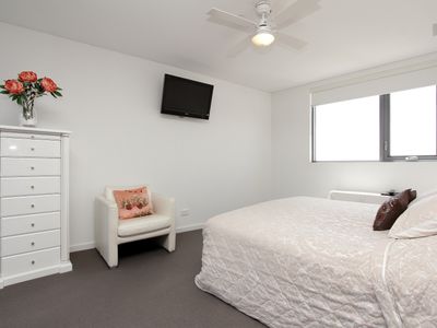 805 / 2 Oldfield Street, Burswood