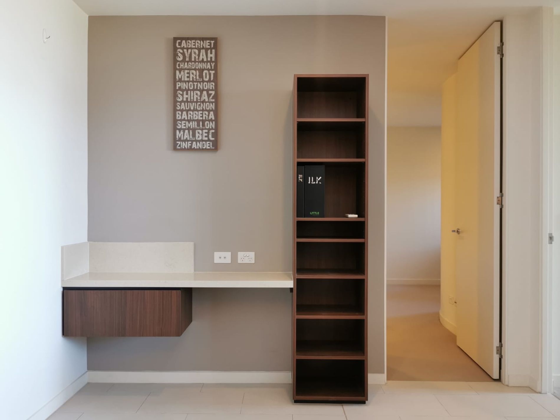 808 / 227 Toorak Road, South Yarra