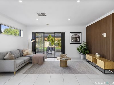 8 Magpie Street, Brookfield