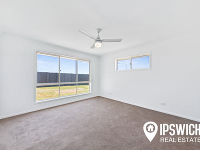 1 Peregrine Drive, Lowood