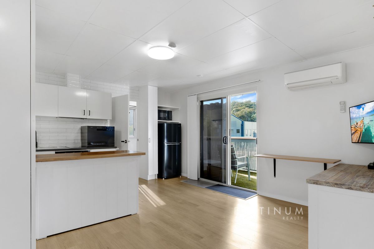 2 / 34 Township Drive, Burleigh Heads