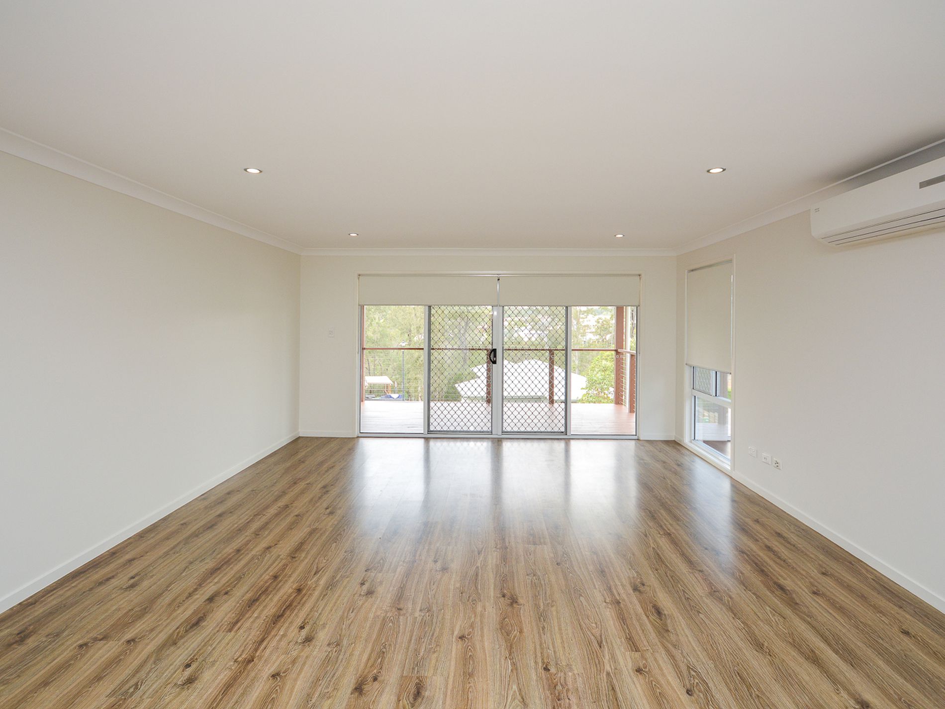 1 / 17 Faustina Close, Augustine Heights