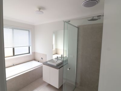 13 Wallaby Road, Seymour