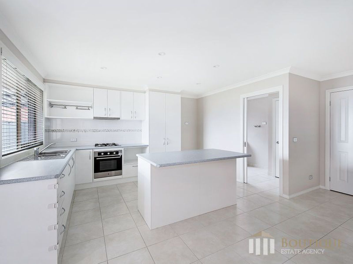 25 Artfield Street, Cranbourne East