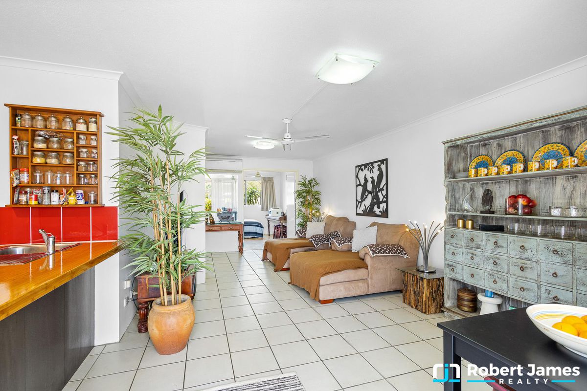 115 / 24 Lake Weyba Drive, Noosaville