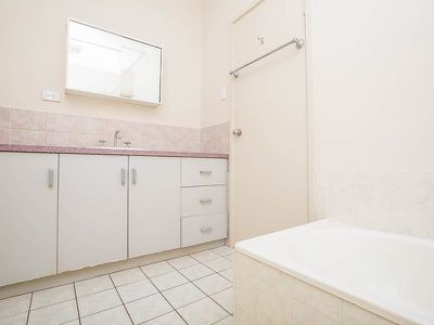 2 Nyanda Place, South Hedland