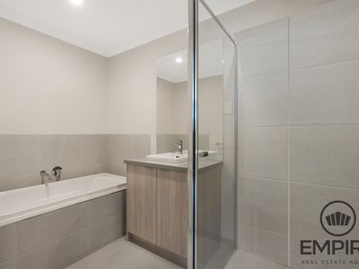 17 Portobello Boulevard, Clyde North