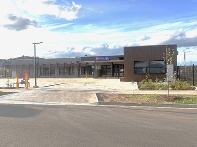 1 Generation Crescent, Mambourin