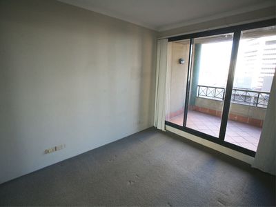 2202 / 1 Hosking Place, Sydney
