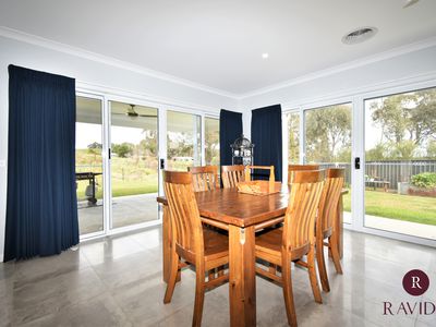 20 GRATTON WAY, Beechworth