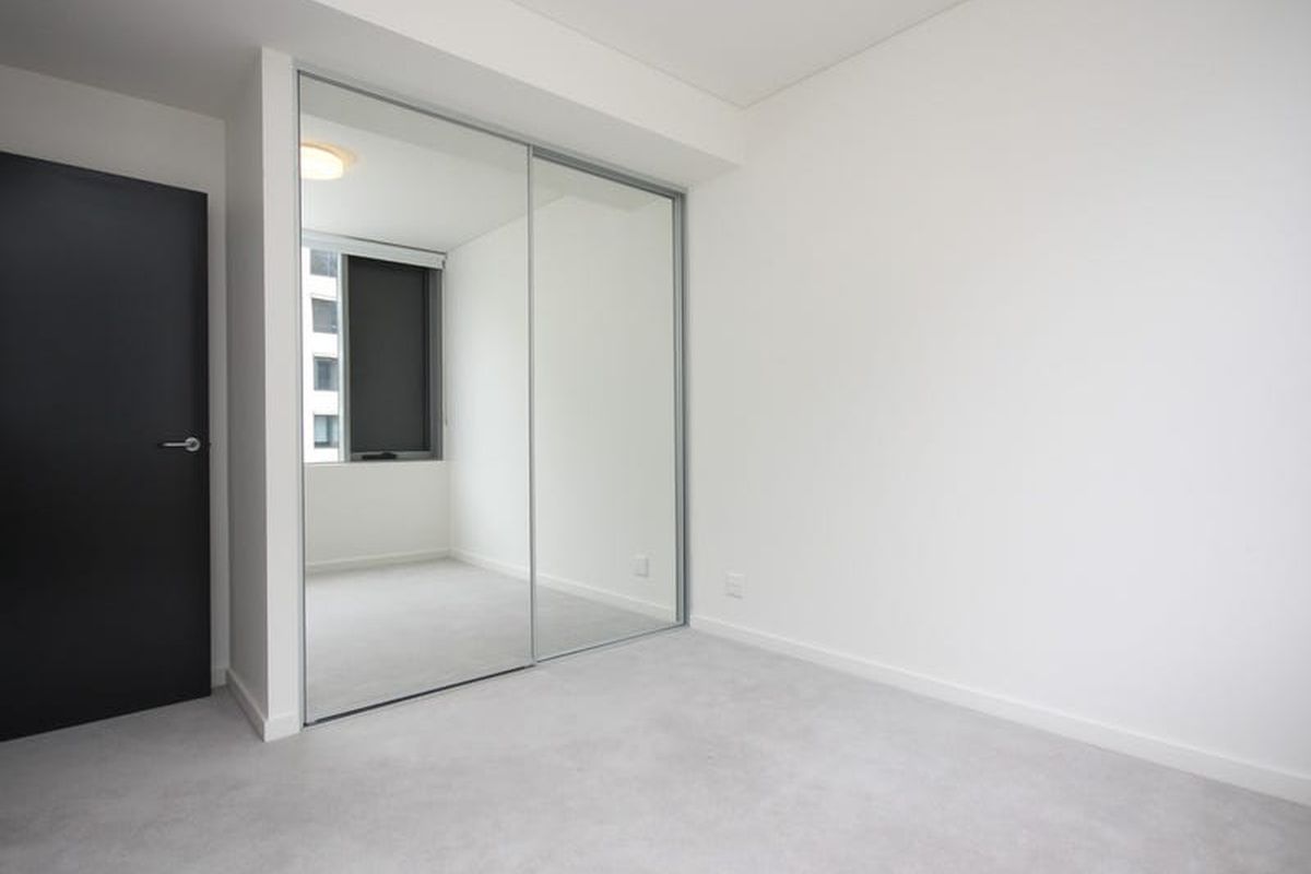 205 / 9 Baywater Drive, Wentworth Point